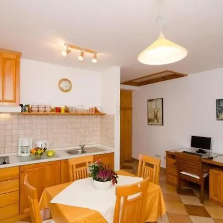 Mar - One-bedroom With Balcony Ragusa